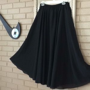 Nah Nah. Maxi skirt with stretchy waist band
